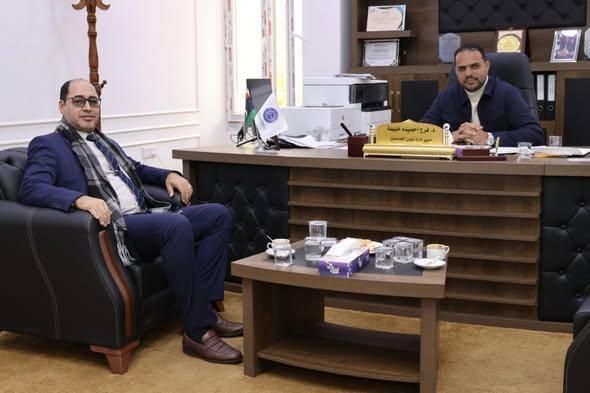 الدكتور فرج العريبي يتابع مع رئيس أكاديمية الدراسات العليا ببنغازي سبل تطوير العمل بنغازي