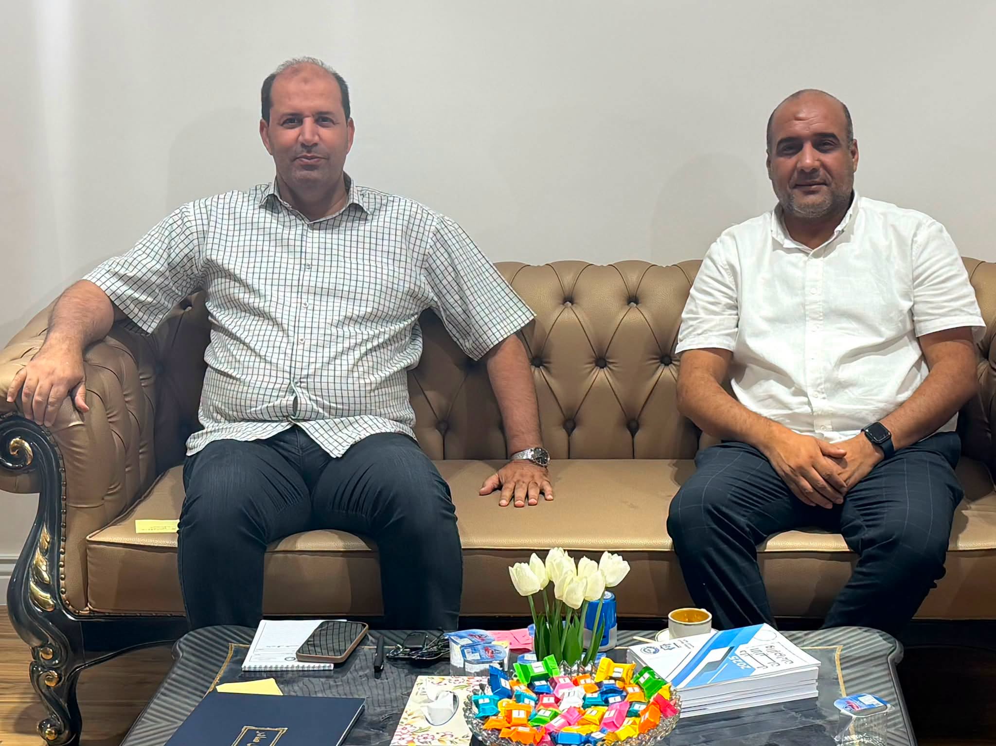استقبل وزير التعليم العالي والبحث العلمي، الأستاذ المهدي السعيطي، في مكتبه، عضو هيئة التدريس بكلية طب وجراحة الفم والأسنان