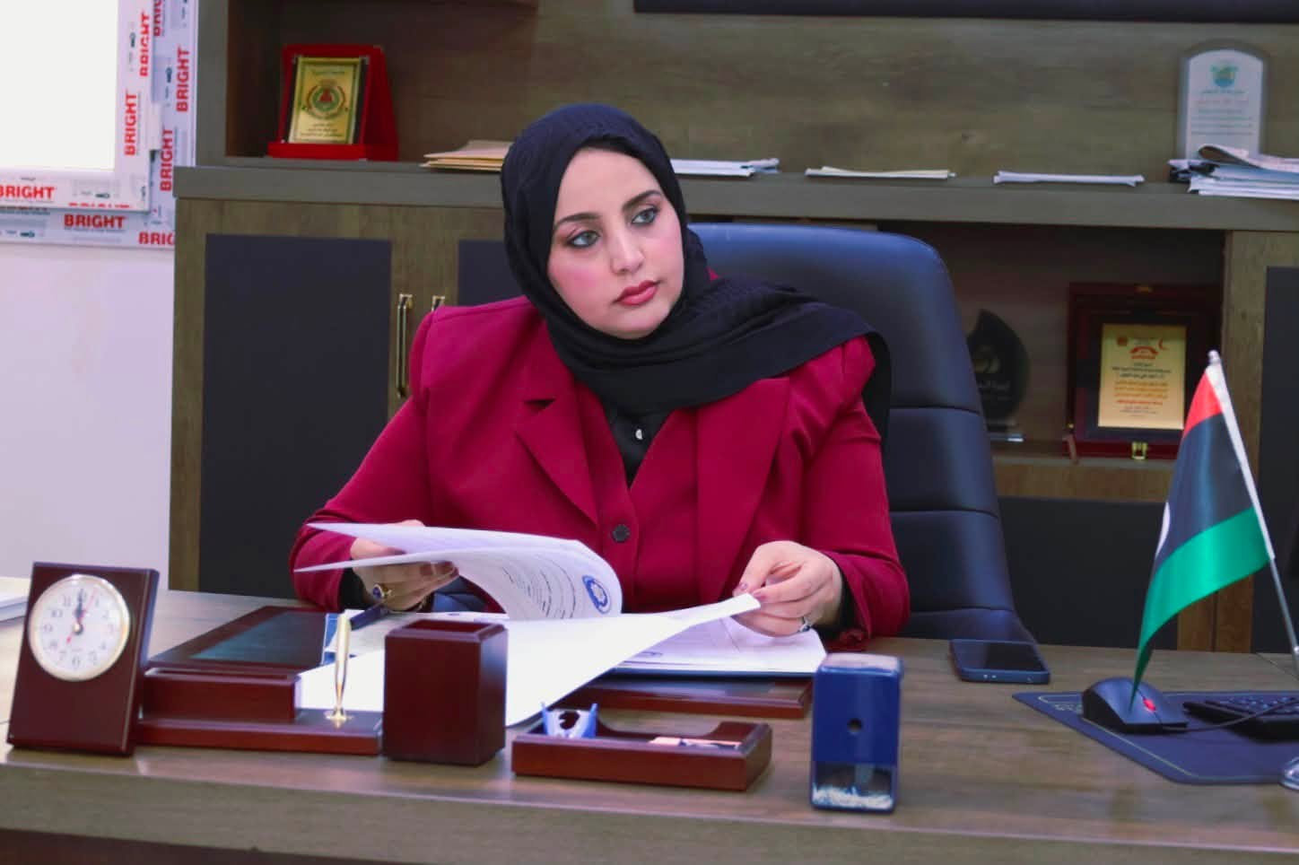 مدير مكتب دعم وتمكين المرأة بالوزارة تبحث مع مدير مكتب دعم وتمكين المرأة بجامعة بنغازي سبل دعم الأكاديميات والطالبات